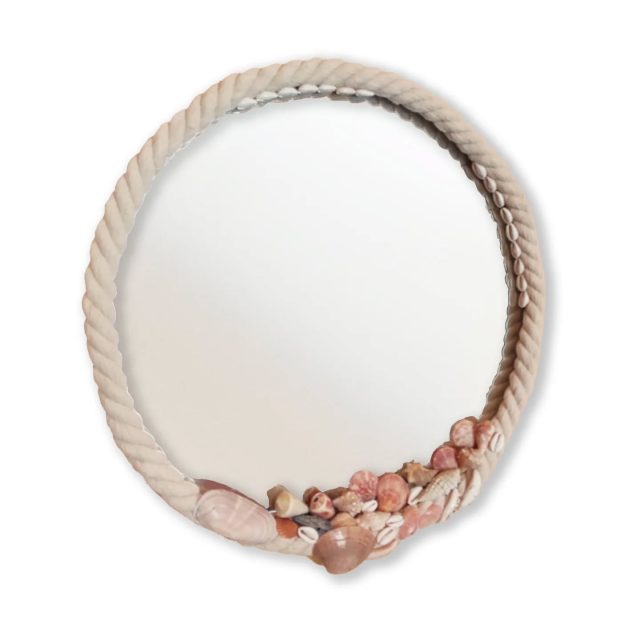 #miroir avec #corde de #coton et #deco #coquillages pour #plonger son regard directement dans l'#ocean 🦪🐚🌊⛵

➡️ https://dicietailleurs.fr

#vacances #beach #sun #mediterranee #sea #seashore #mer #coquillage #decoration #marin #artisanat #artisanal #artisanatfrancais