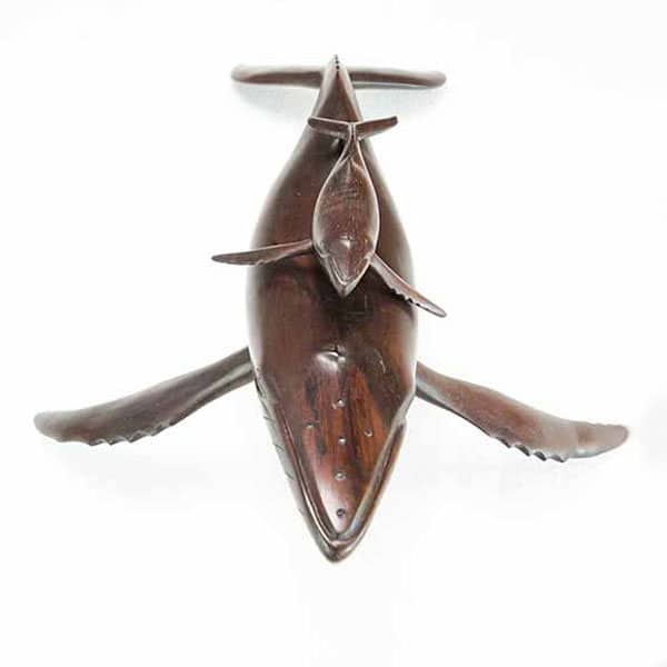 Vitra - Figurine en bois de la baleine de la maison eames